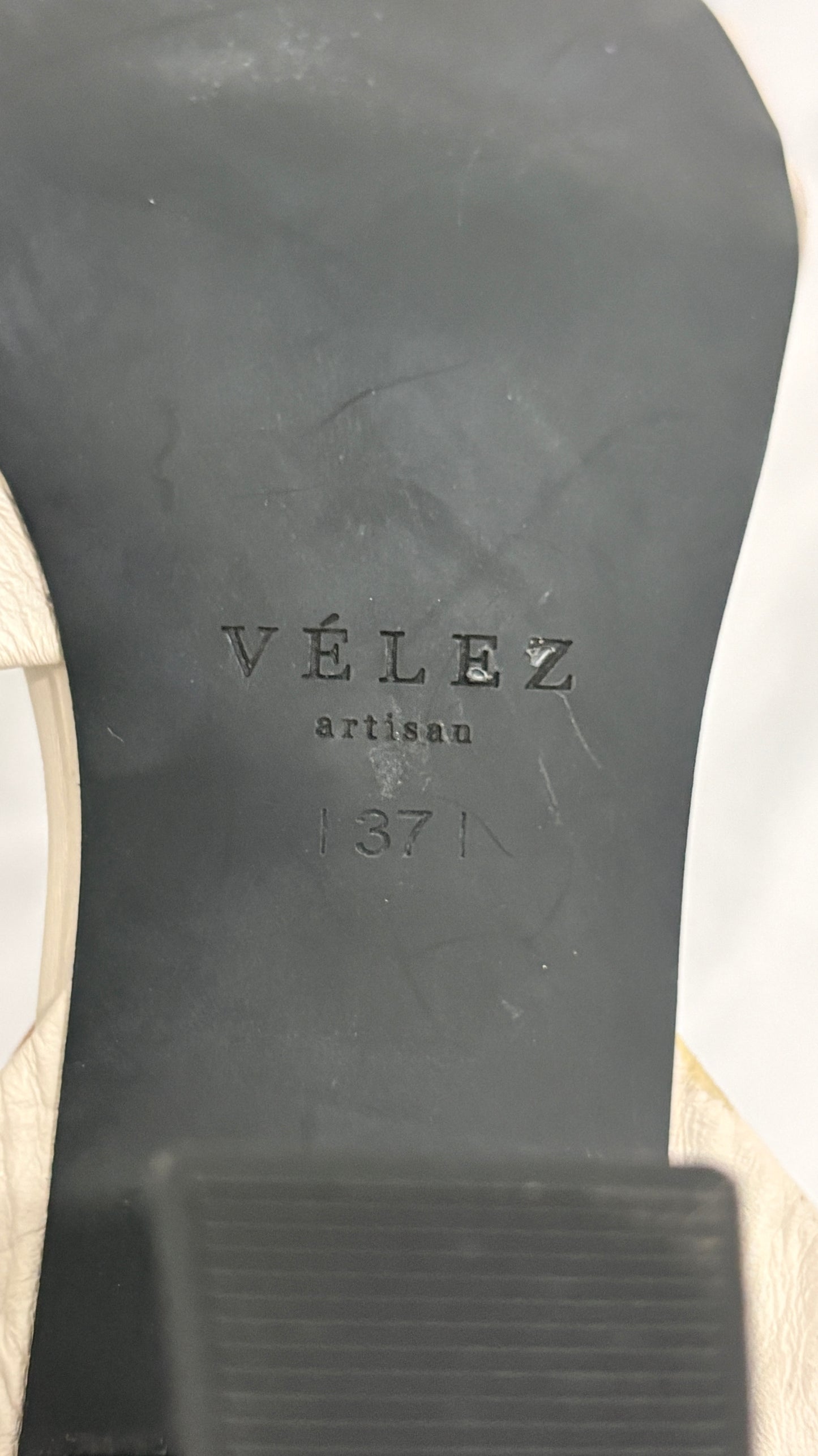 Tacones Vélez blanco Talla 37