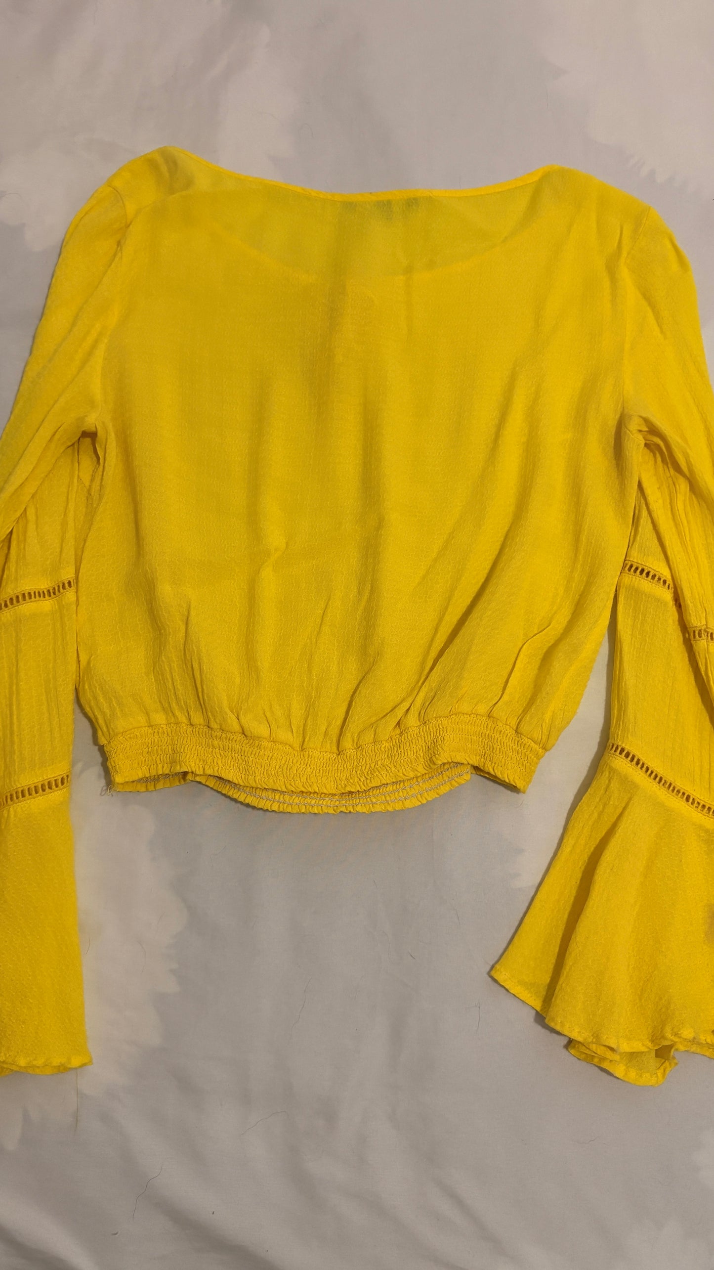 Blusa Studio F amarilla Talla XS