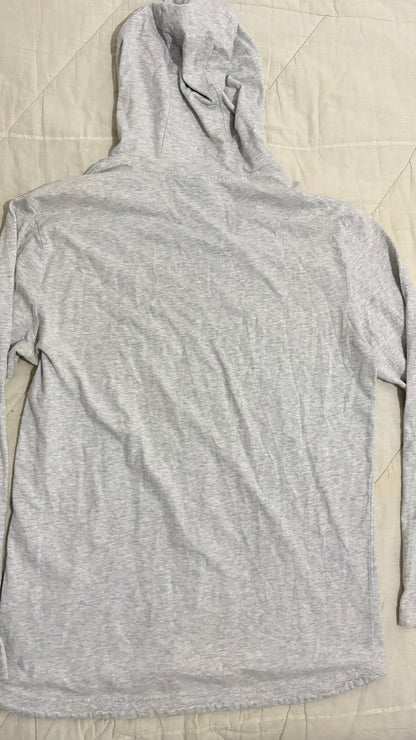 Sudadera deportiva Nike/ Camiseta Rifle