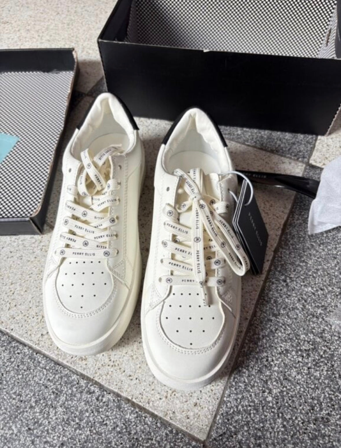 Tenis casuales Perry Ellis