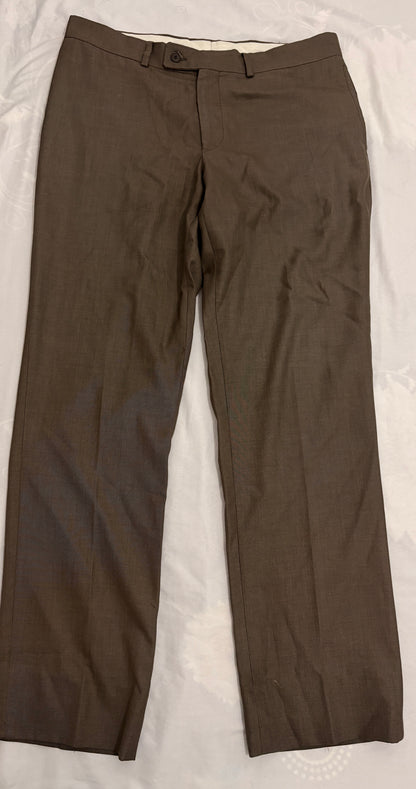 Pantalón de vestir Arturo Calle café Talla 34