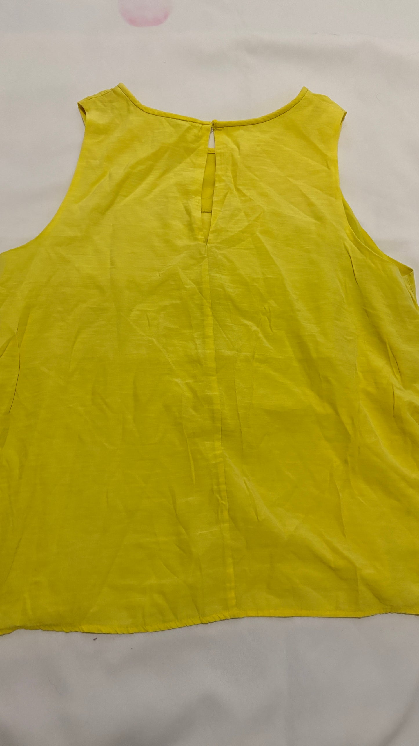 Blusa Stradivarius amarilla L