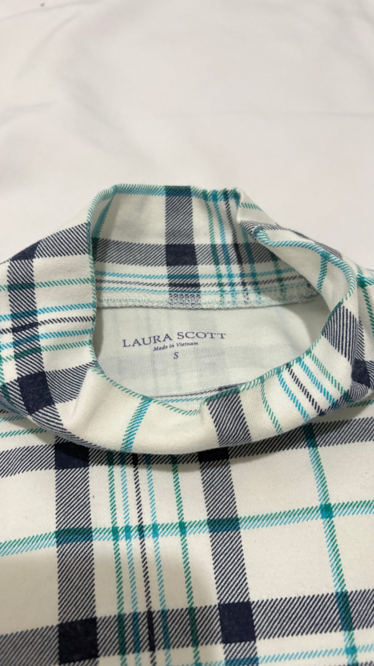 Buso Laura Scott