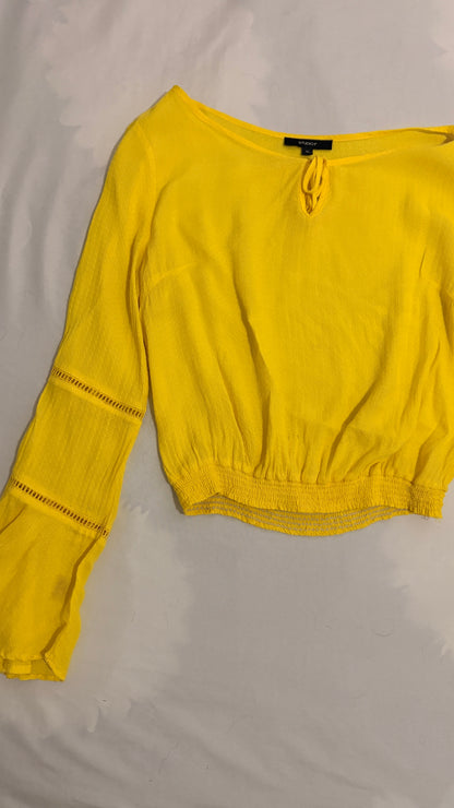 Blusa Studio F amarilla Talla XS